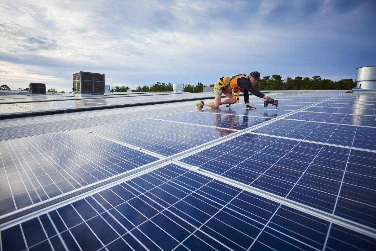 installing rooftop solar